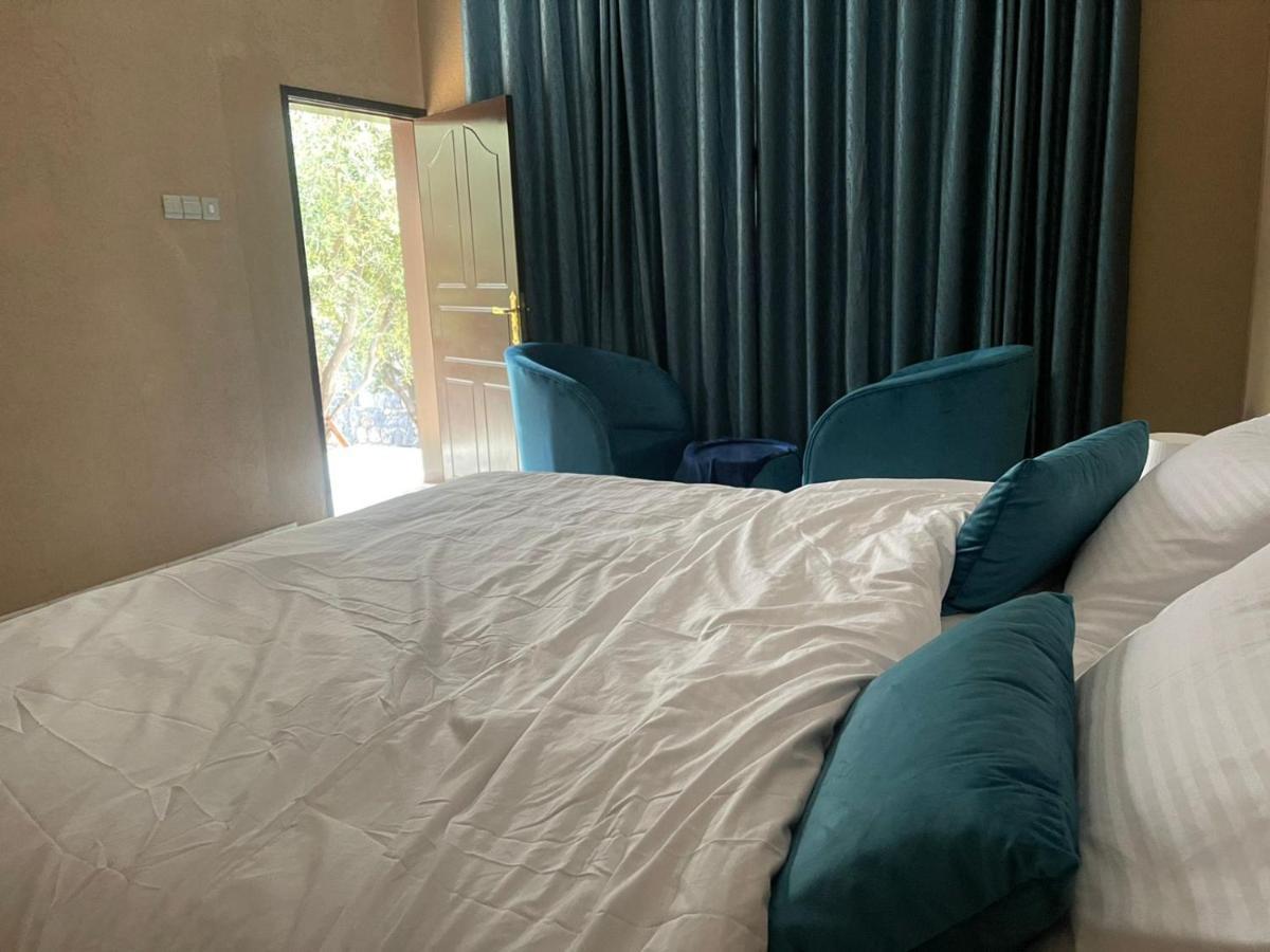 Rose Guesthouse Al 'Aqar 외부 사진